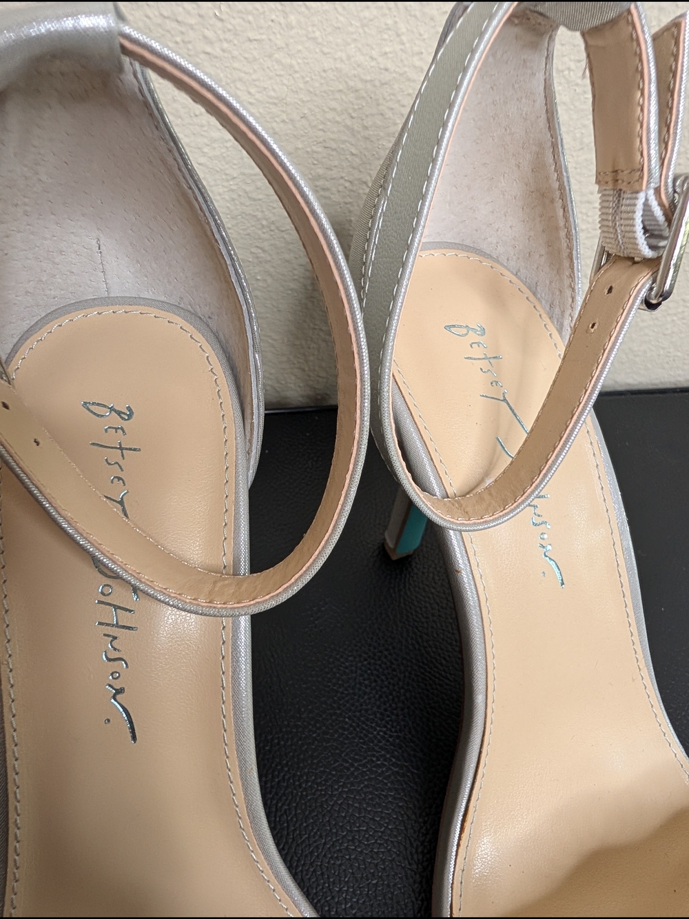 Betsey Johnson Silver Crystal Embellished Satin Heels Ankle Strap Size 9 - Picture 6 of 9
